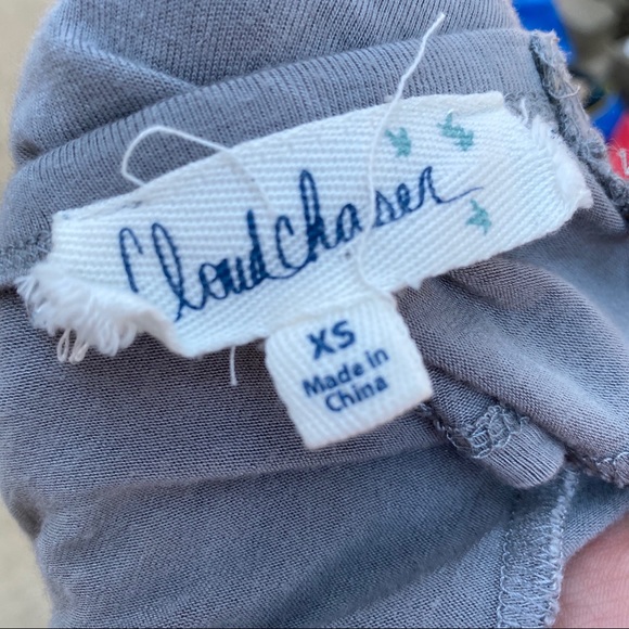 Cloud Chaser Ombré Basic Tee - Picture 6 of 6